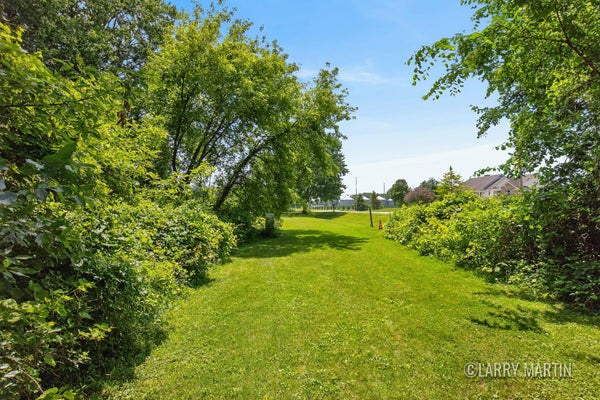 8840 BURLINGAME AVE SW, BYRON CENTER, MI 49315 - Image cc0cbcb0ab7daa7a291903de8169182b/3906070029