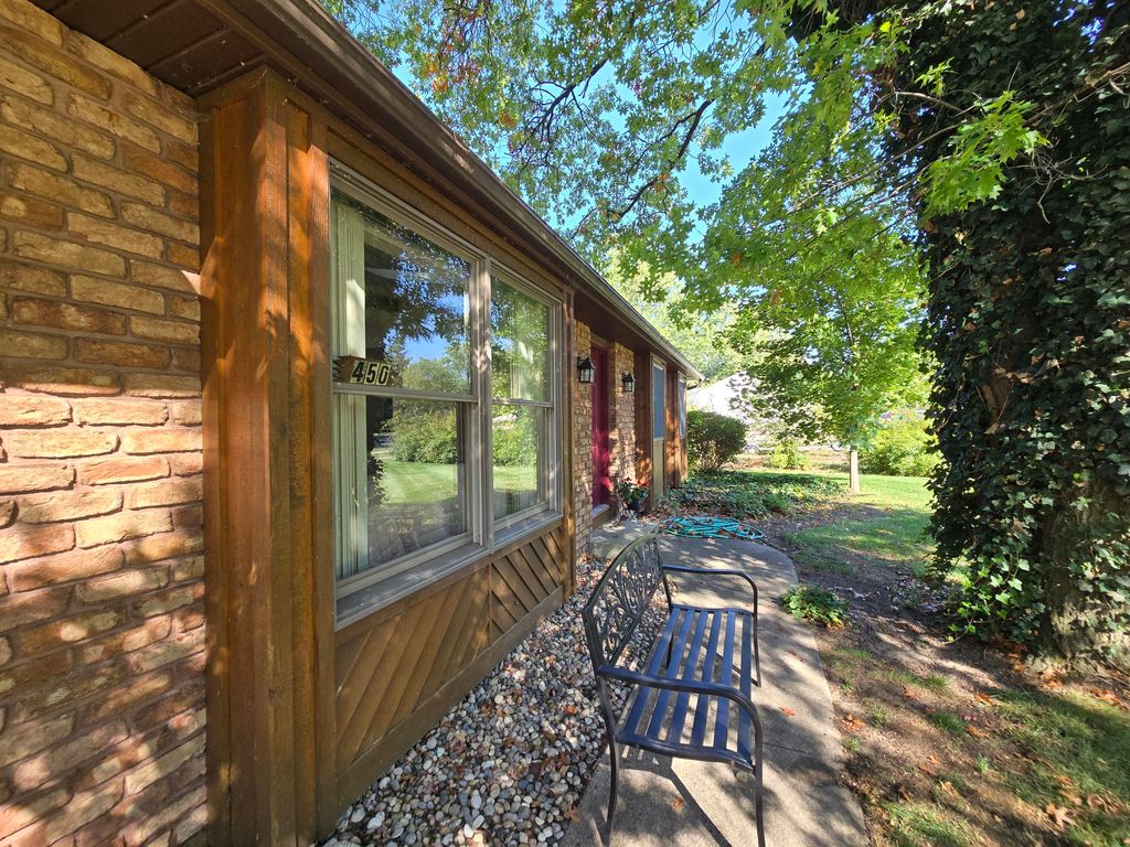 Photo of 450 N Division Avenue, Holland, MI 49424 (MLS # 25052495)