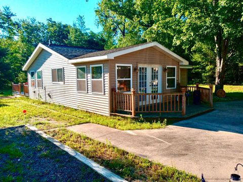 MLS: 25004644