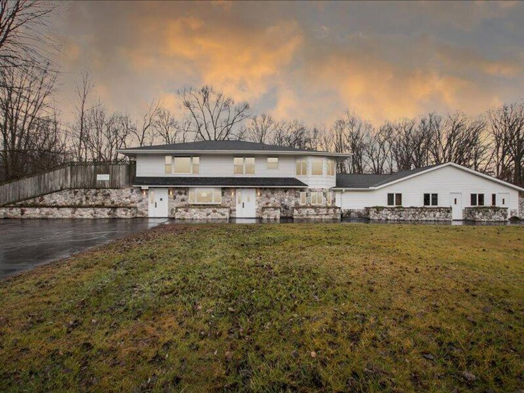 4946 Page Avenue, Michigan Center, MI 49254, MLS 23000149 Howard Hanna