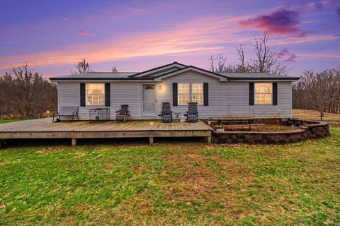 Photo of 1723 W Warren Road, Shelby, MI 49455 (MLS # 26013756)