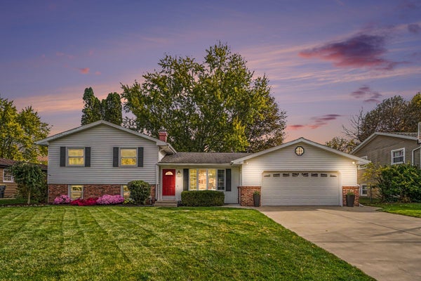 6821 SHOREHAM ST, PORTAGE, MI 49024 - Image ccfe1361391f53eb2fdd98d2b15e4a83/775364560