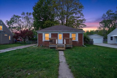 Photo of 151 N 21st Street, Battle Creek, MI 49015 (MLS # 26018846)