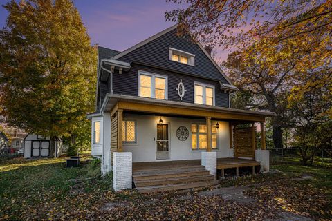 Photo of 490 Territorial Road, Benton Harbor, MI 49022 (MLS # 25056704)