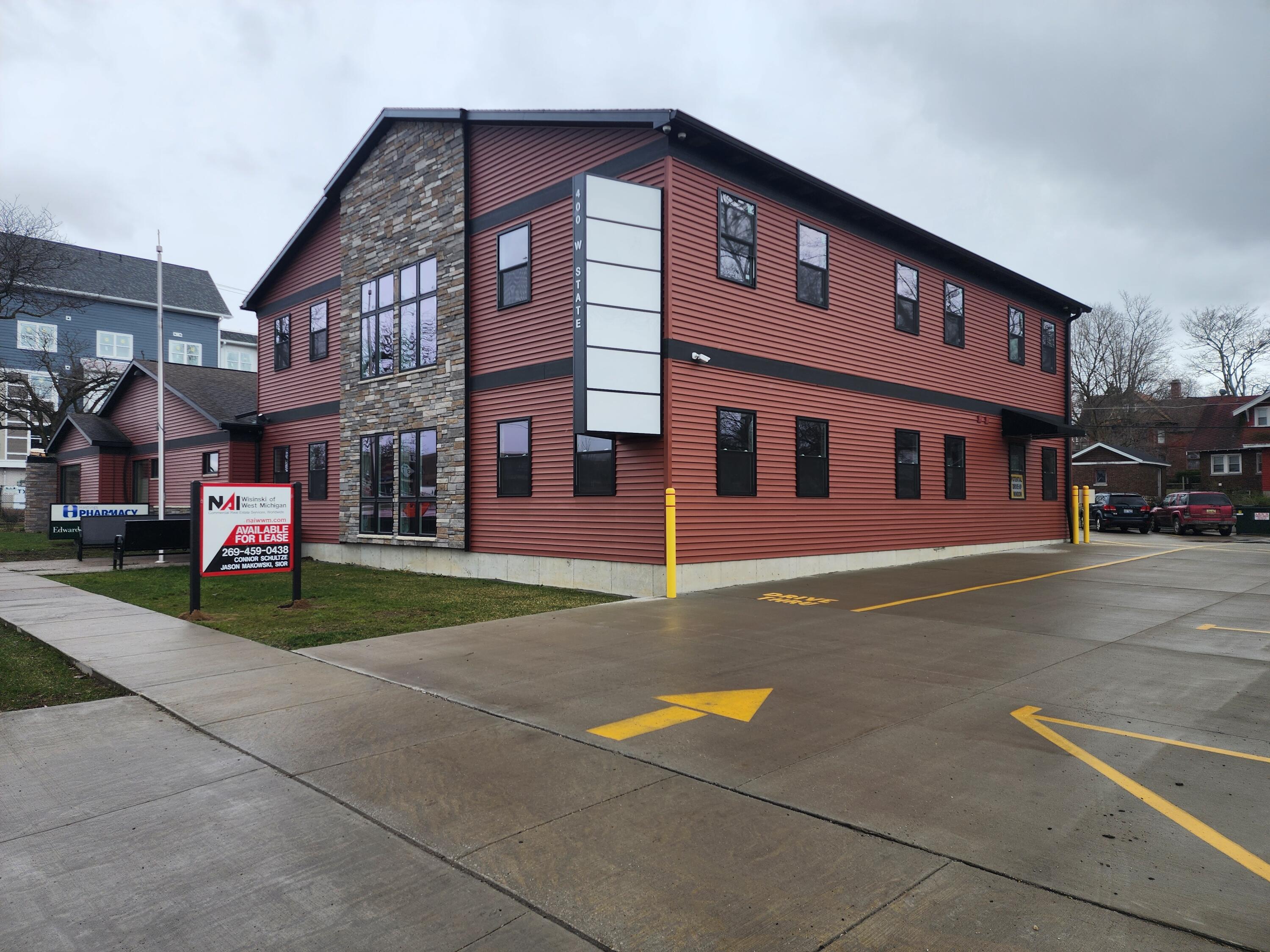 Photo 1 of 2 — 400 W State Street Unit 2B, Hastings, MI 49058