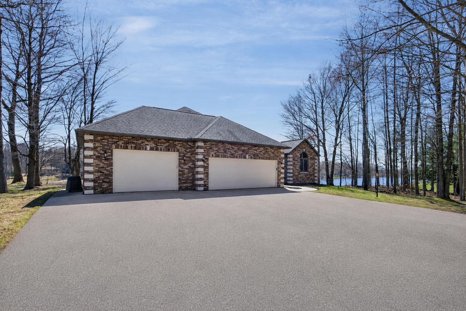 9613 Fawn Ridge Road