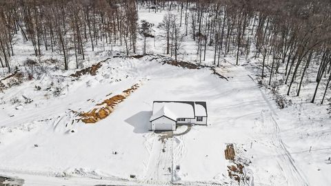 Tiny photo for 7642 Cinnamon Woods Trail, Kalamazoo, MI 49004 (MLS # 25058922)