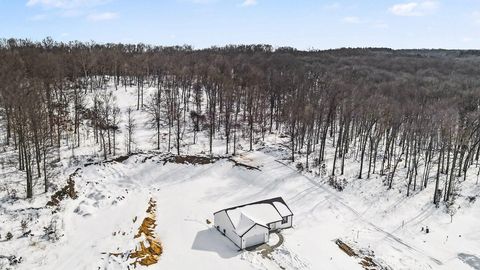 Tiny photo for 7642 Cinnamon Woods Trail, Kalamazoo, MI 49004 (MLS # 25058922)