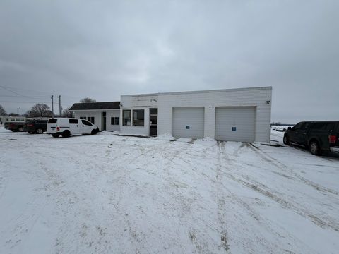 Photo of 24977 US-12, Sturgis, MI 49091 (MLS # 26004673)