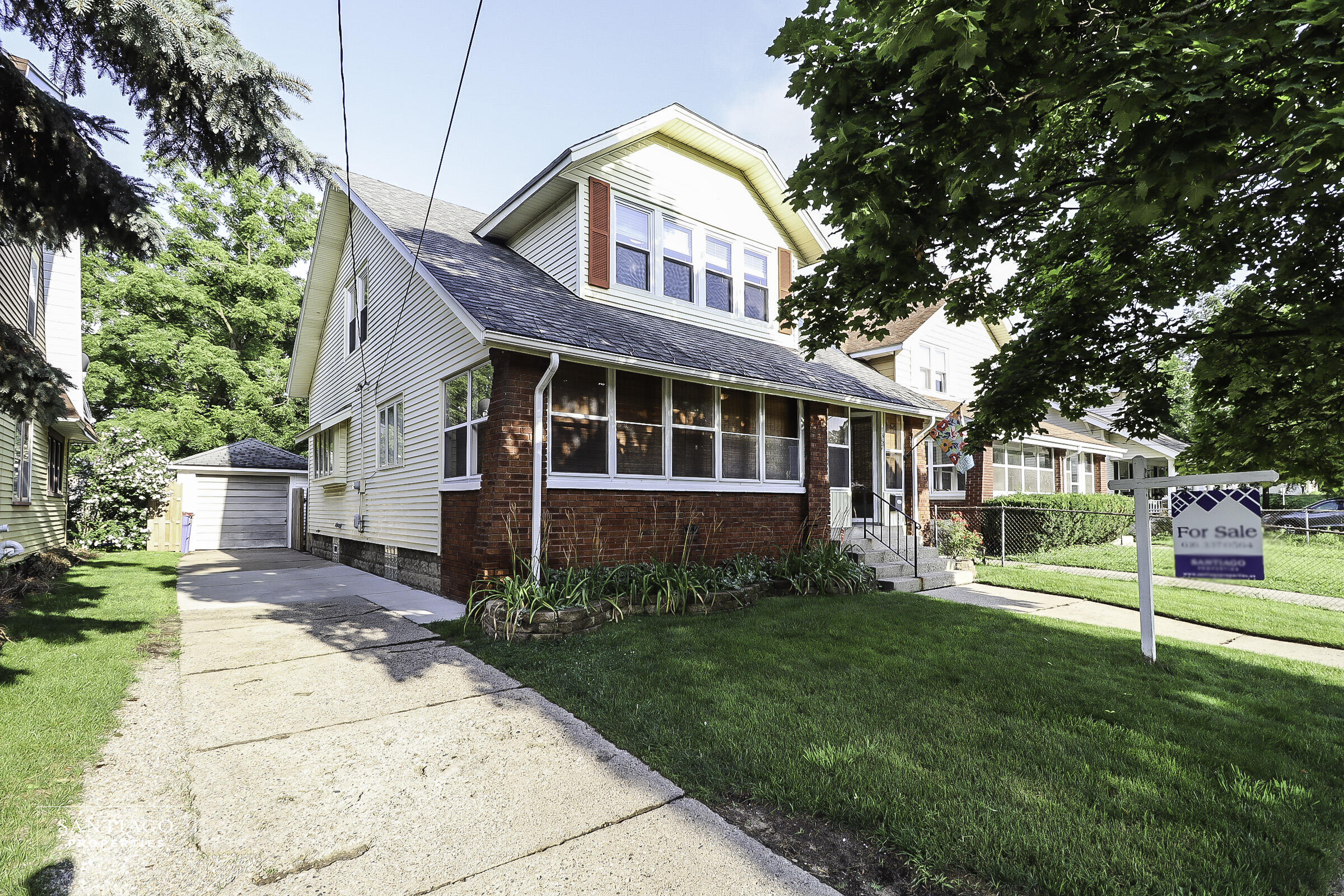 Photo 61 of 66 of 1357 Paris Avenue NE house