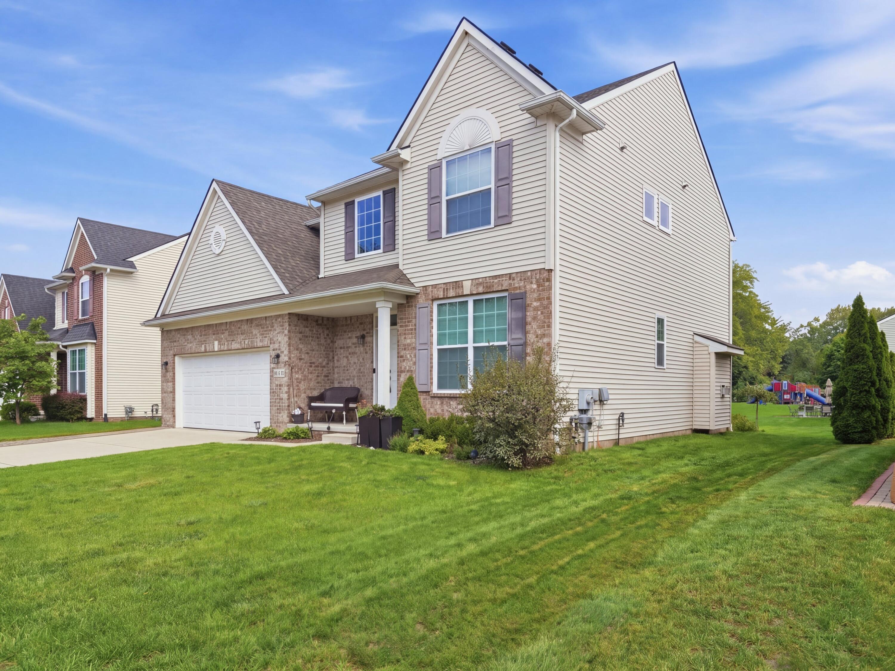 21222 Laurelwood Court