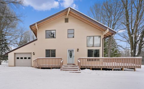 7333 River Ridge Road Canadian Lakes MI 49346