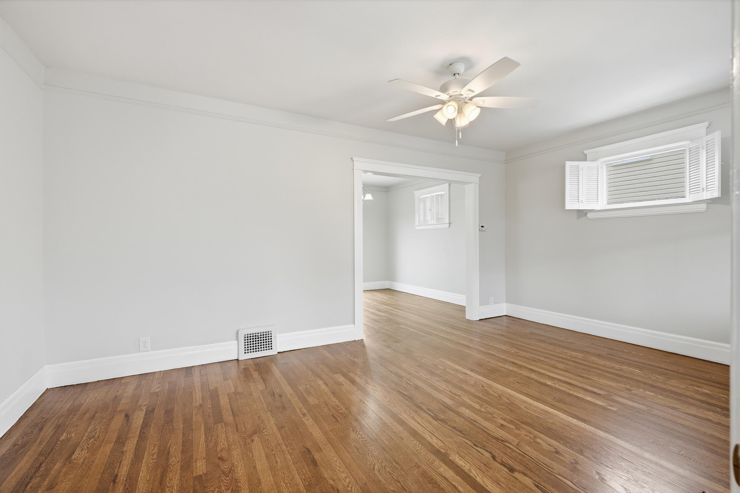 352 E Goulson Avenue