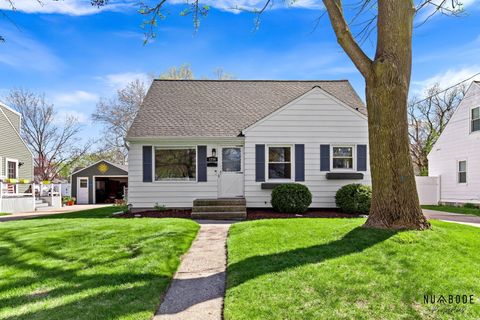 Photo of 1256 Kelsey Street NE, Grand Rapids, MI 49505 (MLS # 26017440)