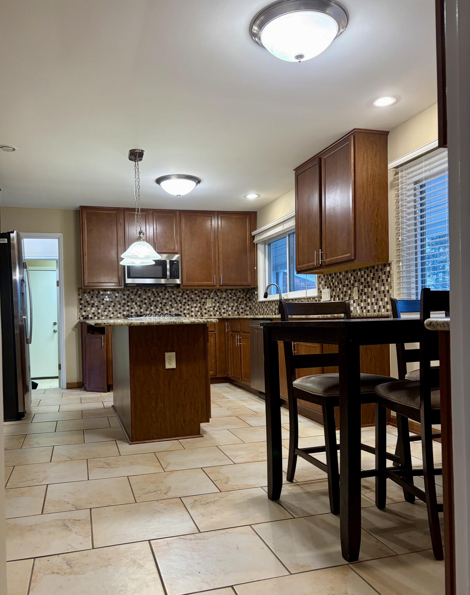 6493 Thorncrest Drive