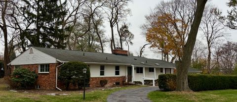 6493 Thorncrest Drive Bloomfield Hills MI 48301