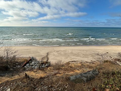 2560 Lakeshore Drive Fennville MI 49408