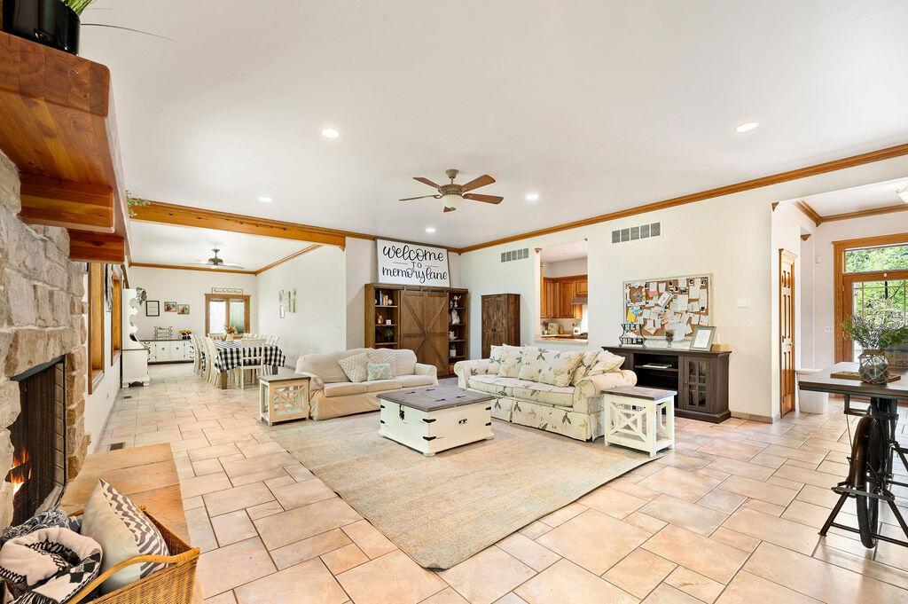16431 Glassman Road