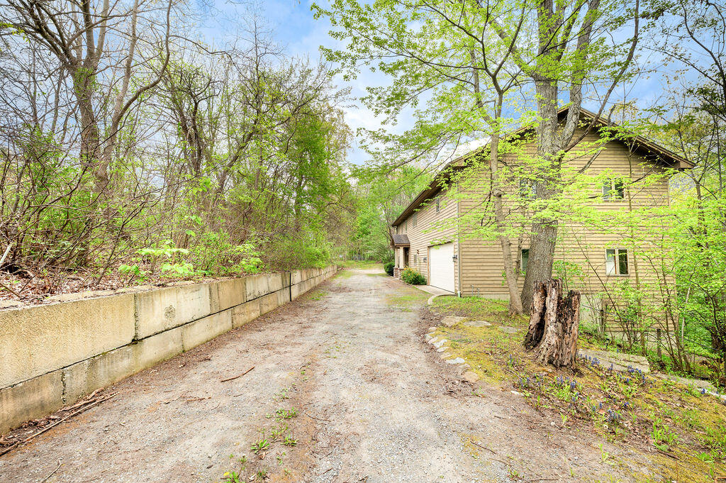 16431 Glassman Road