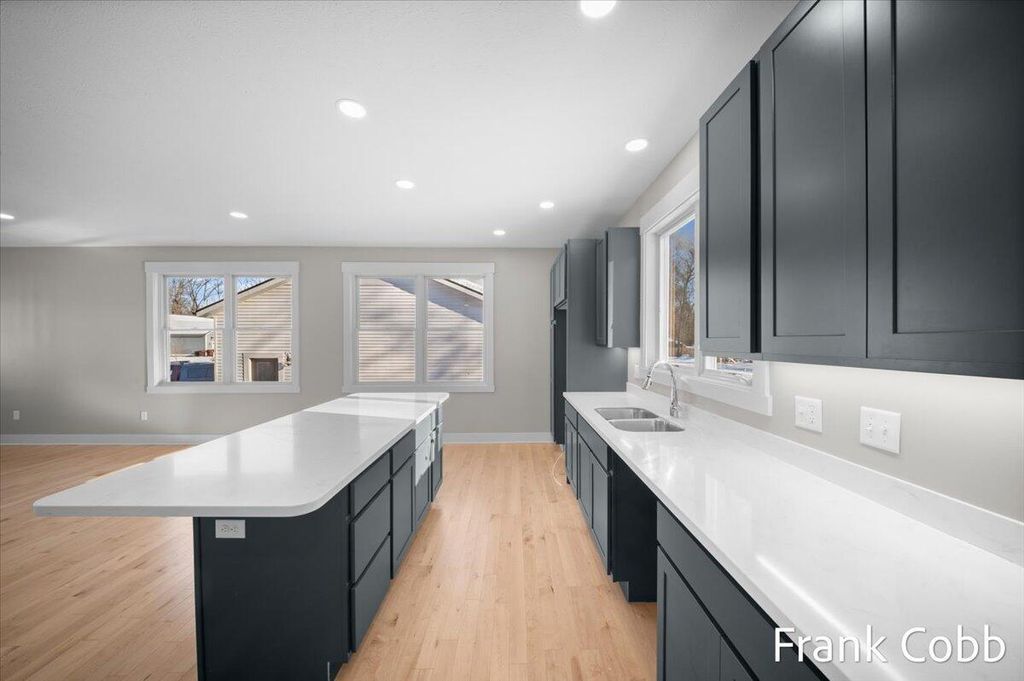 Photo of 2511 Chestnut Trail, Muskegon, MI 49442 (MLS # 25062279)