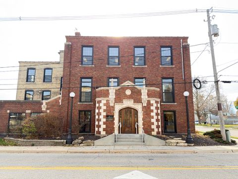 Photo of 160 W Washington Avenue #C, Zeeland, MI 49464 (MLS # 25059466)