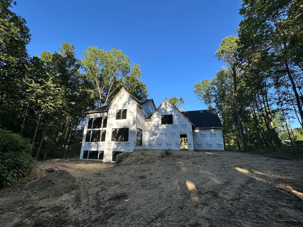 Photo of 3727 Buttrick Avenue SE, Ada, MI 49301 (MLS # 25027820)