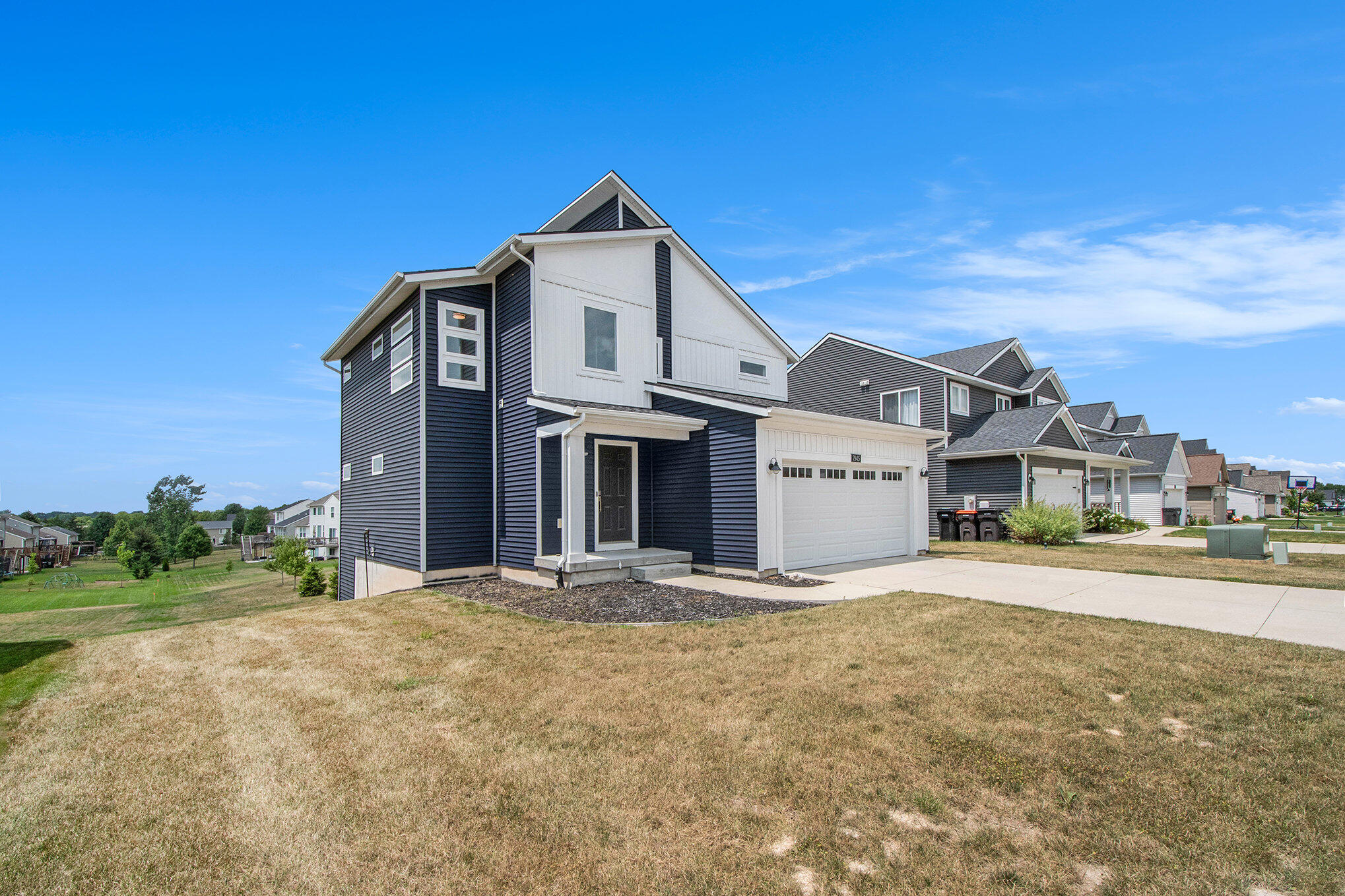 Byron Center, Michigan 49315, United States, 3 Bedrooms Bedrooms, ,3 BathroomsBathrooms,Residential,Active,173634