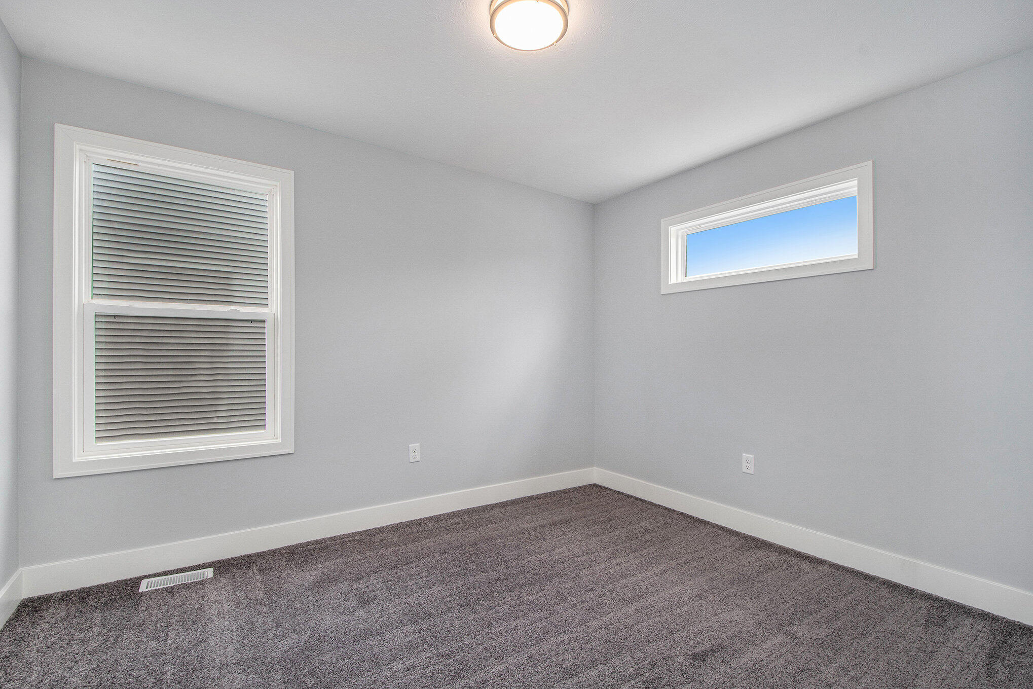 Byron Center, Michigan 49315, United States, 3 Bedrooms Bedrooms, ,3 BathroomsBathrooms,Residential,Active,173634