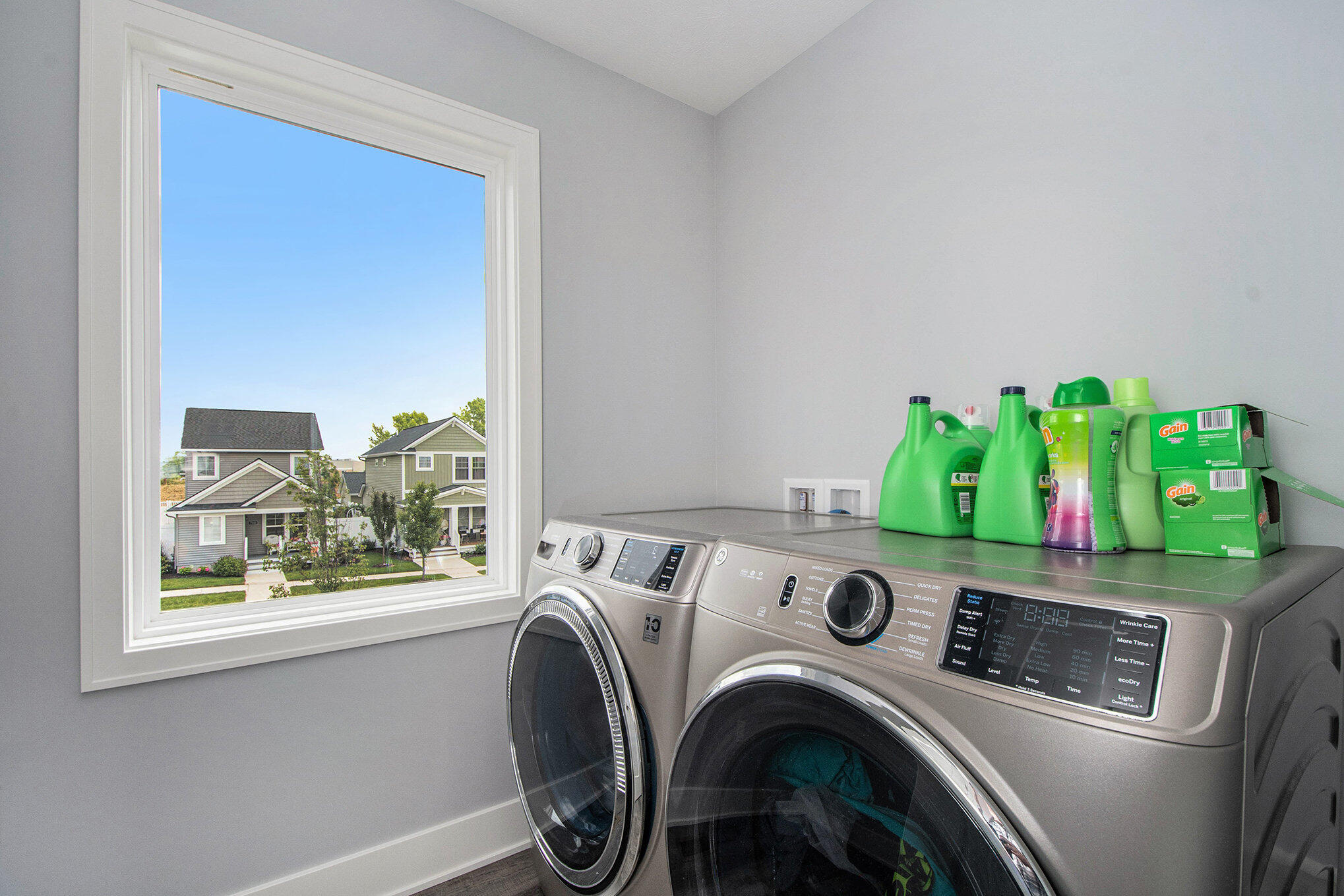 Byron Center, Michigan 49315, United States, 3 Bedrooms Bedrooms, ,3 BathroomsBathrooms,Residential,Active,173634