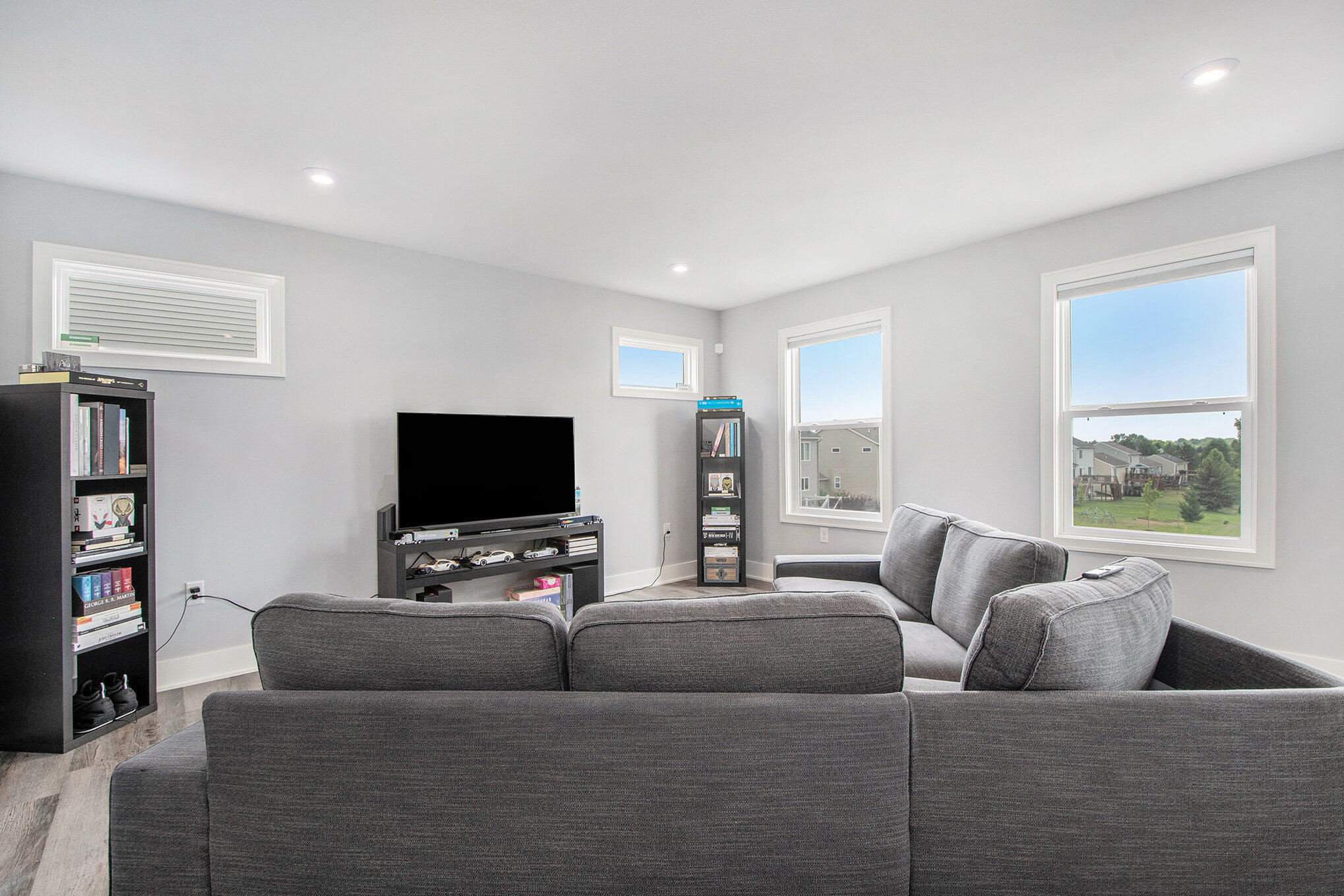 Byron Center, Michigan 49315, United States, 3 Bedrooms Bedrooms, ,3 BathroomsBathrooms,Residential,Active,173634