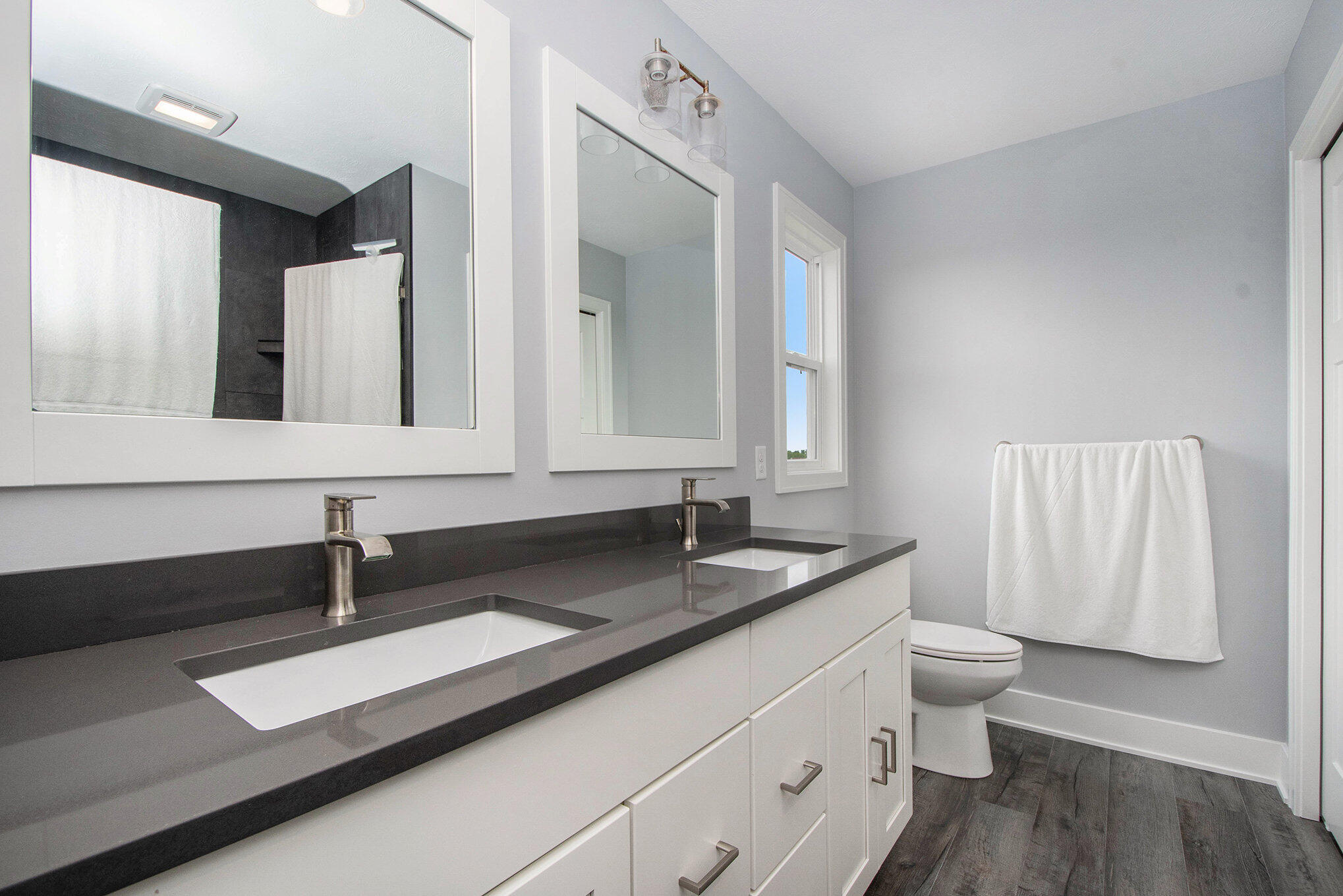 Byron Center, Michigan 49315, United States, 3 Bedrooms Bedrooms, ,3 BathroomsBathrooms,Residential,Active,173634