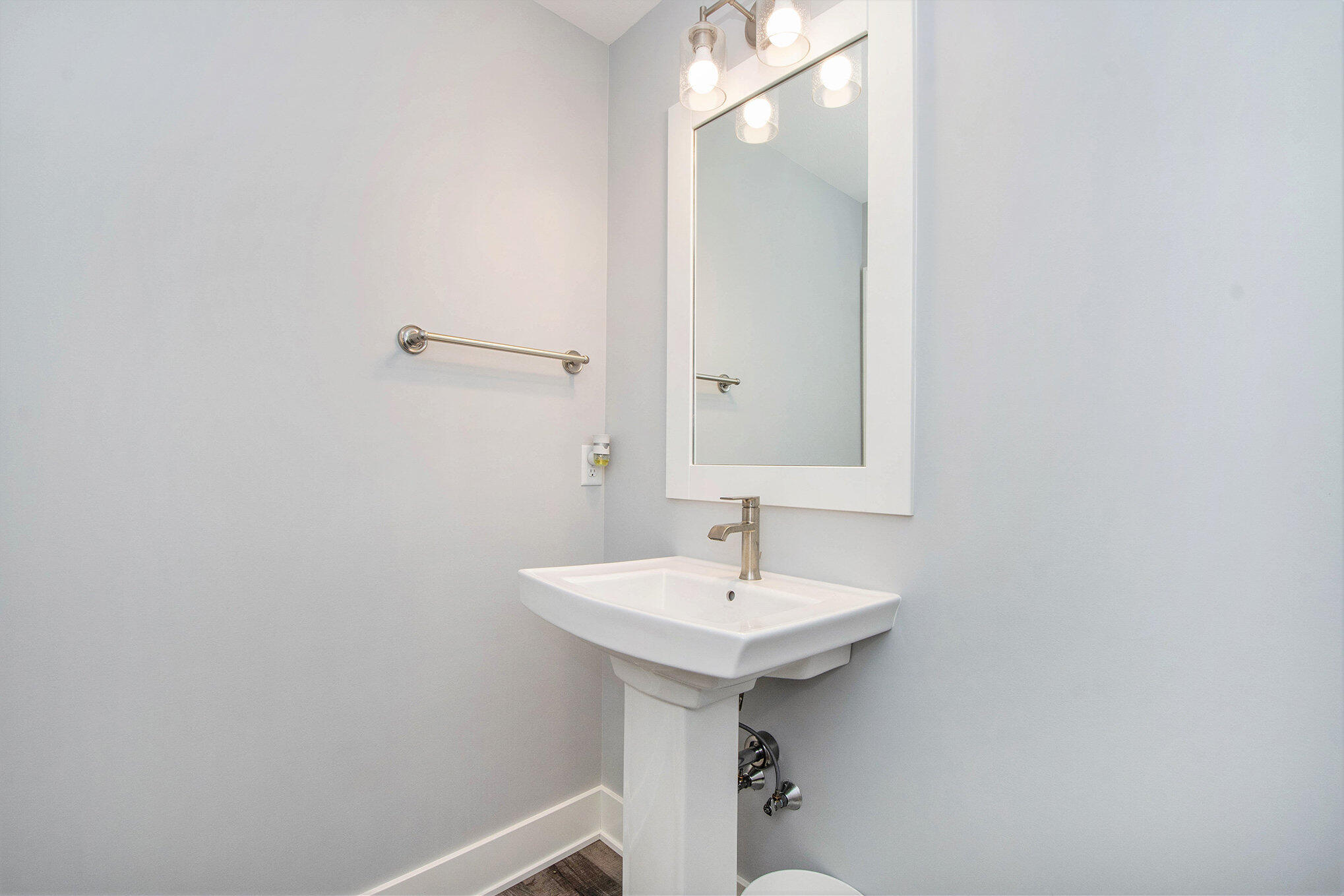 Byron Center, Michigan 49315, United States, 3 Bedrooms Bedrooms, ,3 BathroomsBathrooms,Residential,Active,173634