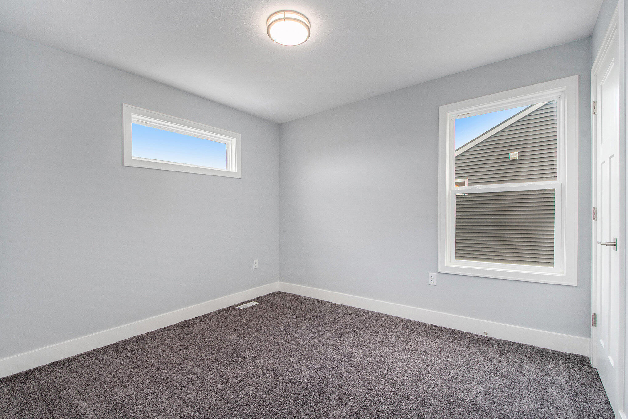 Byron Center, Michigan 49315, United States, 3 Bedrooms Bedrooms, ,3 BathroomsBathrooms,Residential,Active,173634