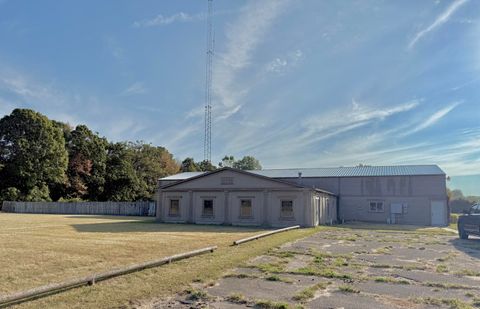 Photo of 11191 Concord Road, Jonesville, MI 49250 (MLS # 25048055)