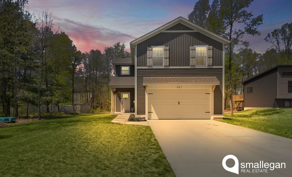 Photo of 627 S Walker Road, Muskegon, MI 49442 (MLS # 26021905)