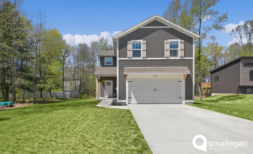 Photo of 627 S Walker Road, Muskegon, MI 49442 (MLS # 26021905)