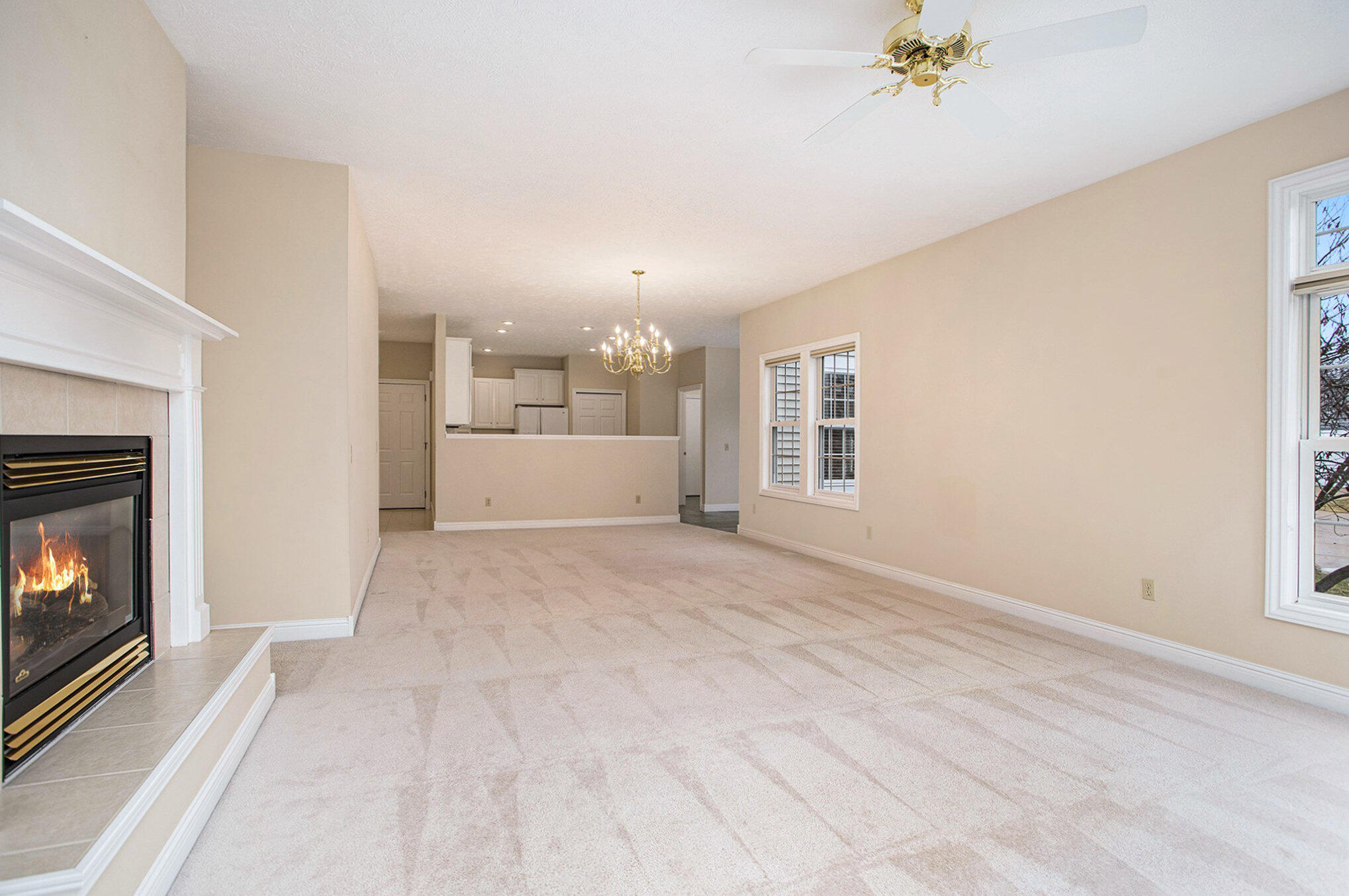 Kalamazoo, Michigan 49048, United States, 3 Bedrooms Bedrooms, ,3 BathroomsBathrooms,Residential,Active,83469