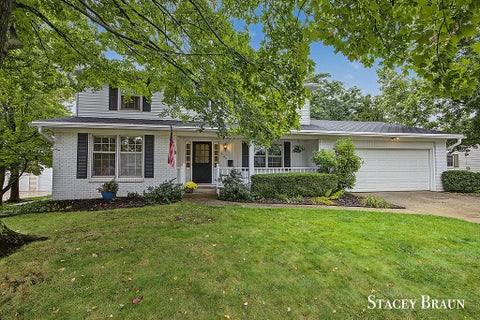 Photo for 2165 SE Shawnee Drive SE