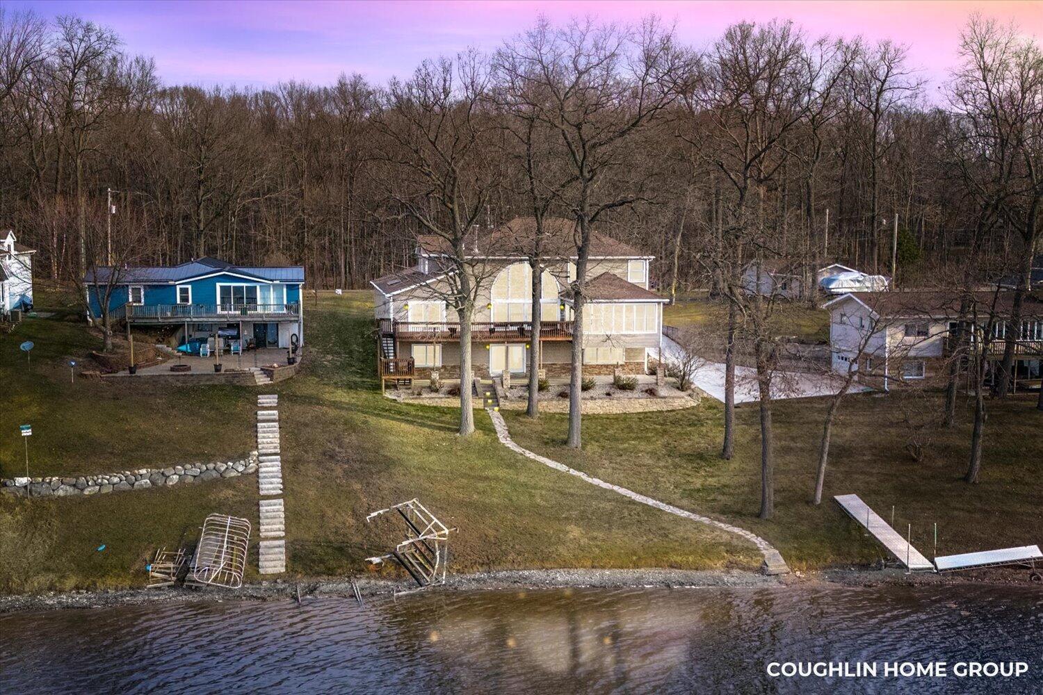1945 Iroquois Trail