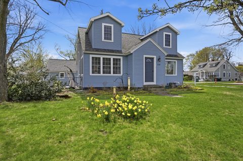 Photo of 220 Barber Street, Spring Lake, MI 49456 (MLS # 26013399)