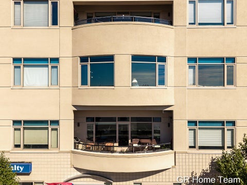 Photo of 105 W Danaher Street #201, Ludington, MI 49431 (MLS # 26046360)