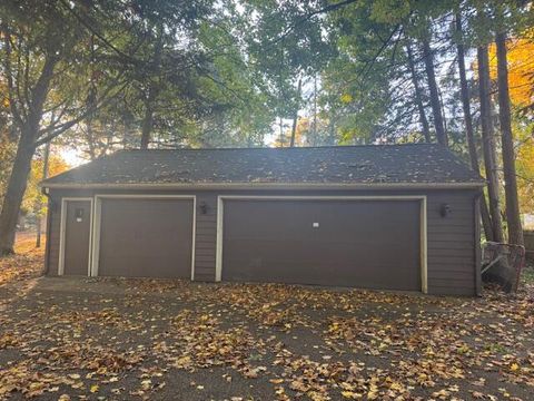 Tiny photo for 4630 E Gull Lake Drive, Hickory Corners, MI 49060 (MLS # 25055793)