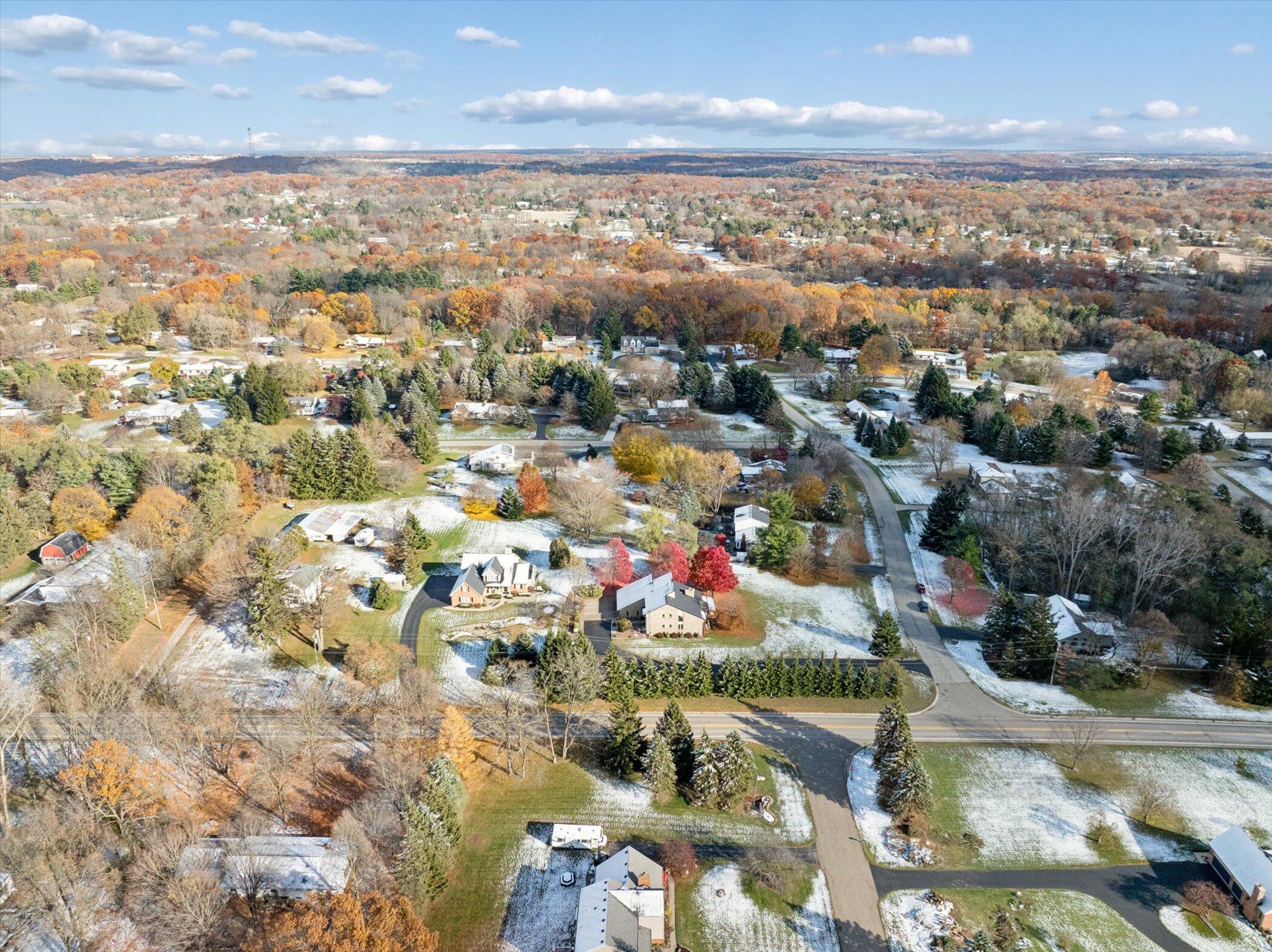 Brighton, Michigan 48114, United States, 4 Bedrooms Bedrooms, ,5 BathroomsBathrooms,Residential,Active,243677