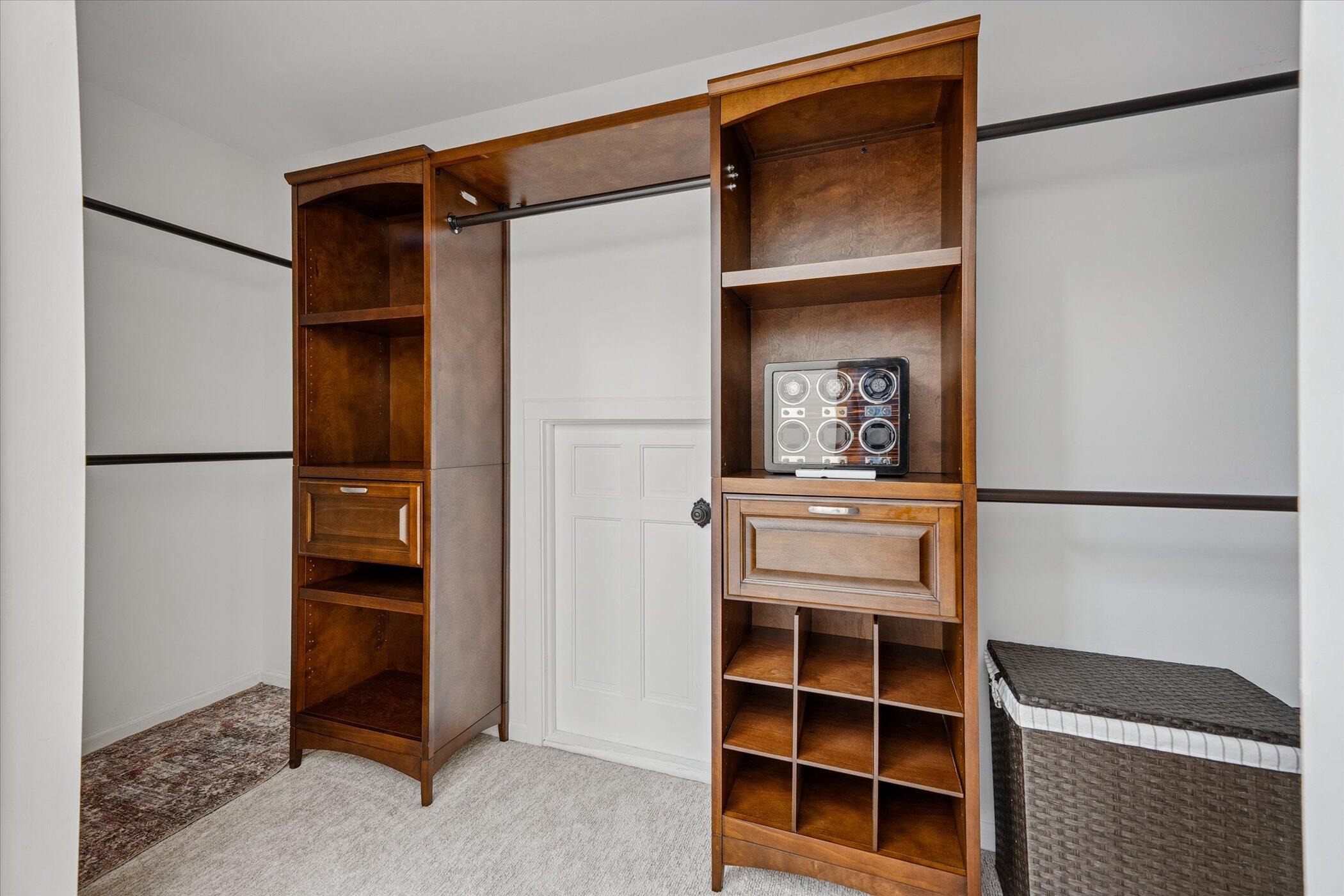 Brighton, Michigan 48114, United States, 4 Bedrooms Bedrooms, ,5 BathroomsBathrooms,Residential,Active,243677