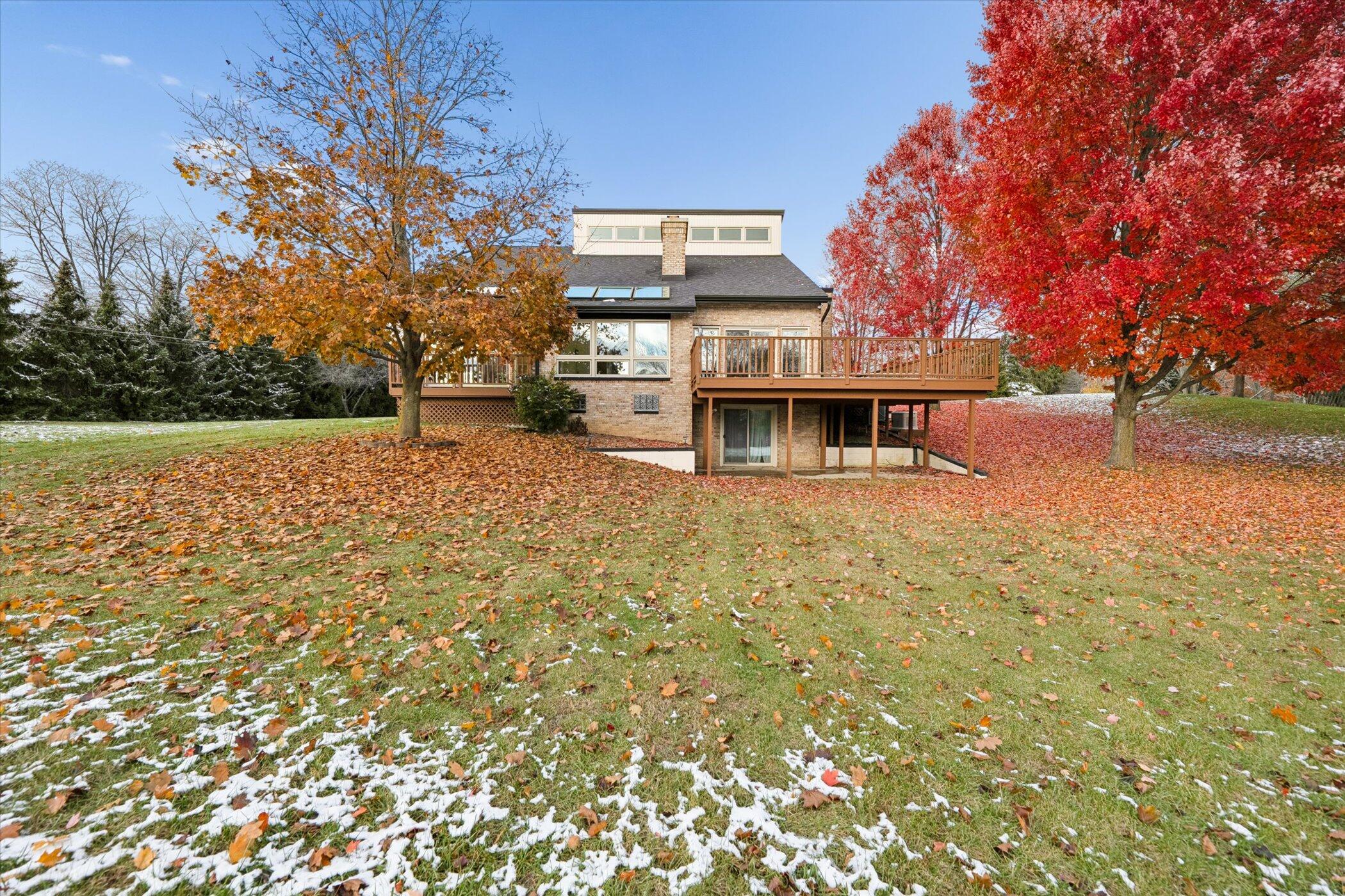 Brighton, Michigan 48114, United States, 4 Bedrooms Bedrooms, ,5 BathroomsBathrooms,Residential,Active,243677