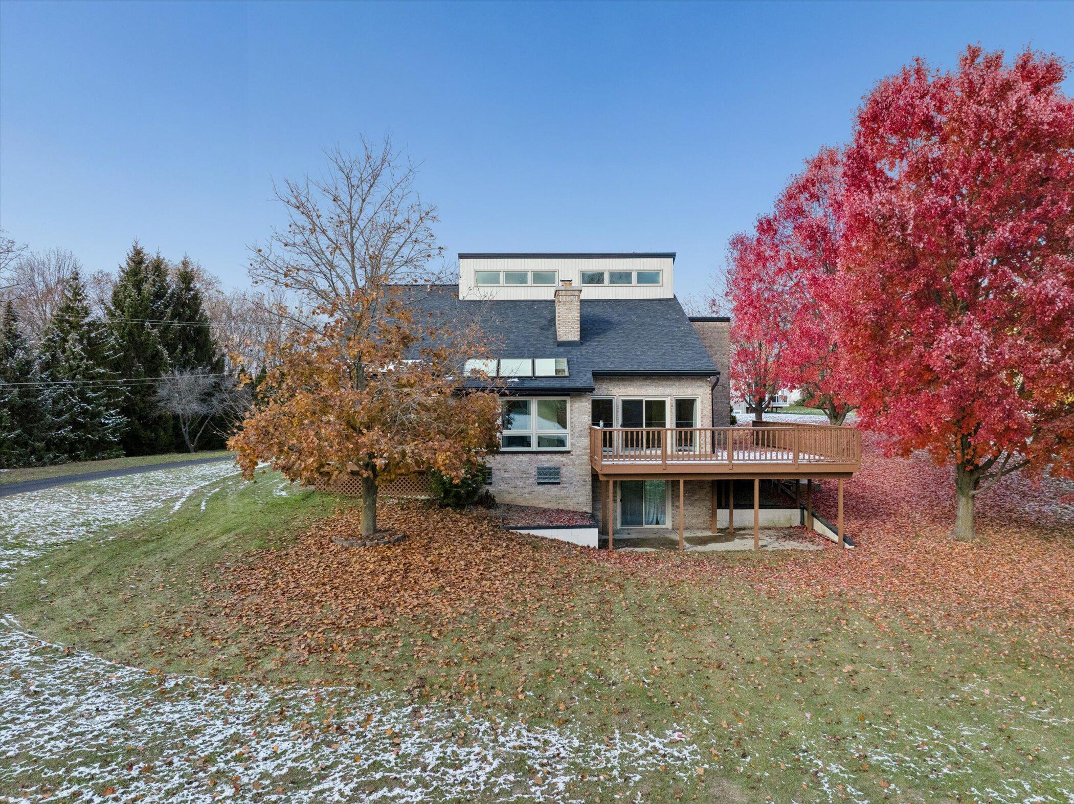 Brighton, Michigan 48114, United States, 4 Bedrooms Bedrooms, ,5 BathroomsBathrooms,Residential,Active,243677