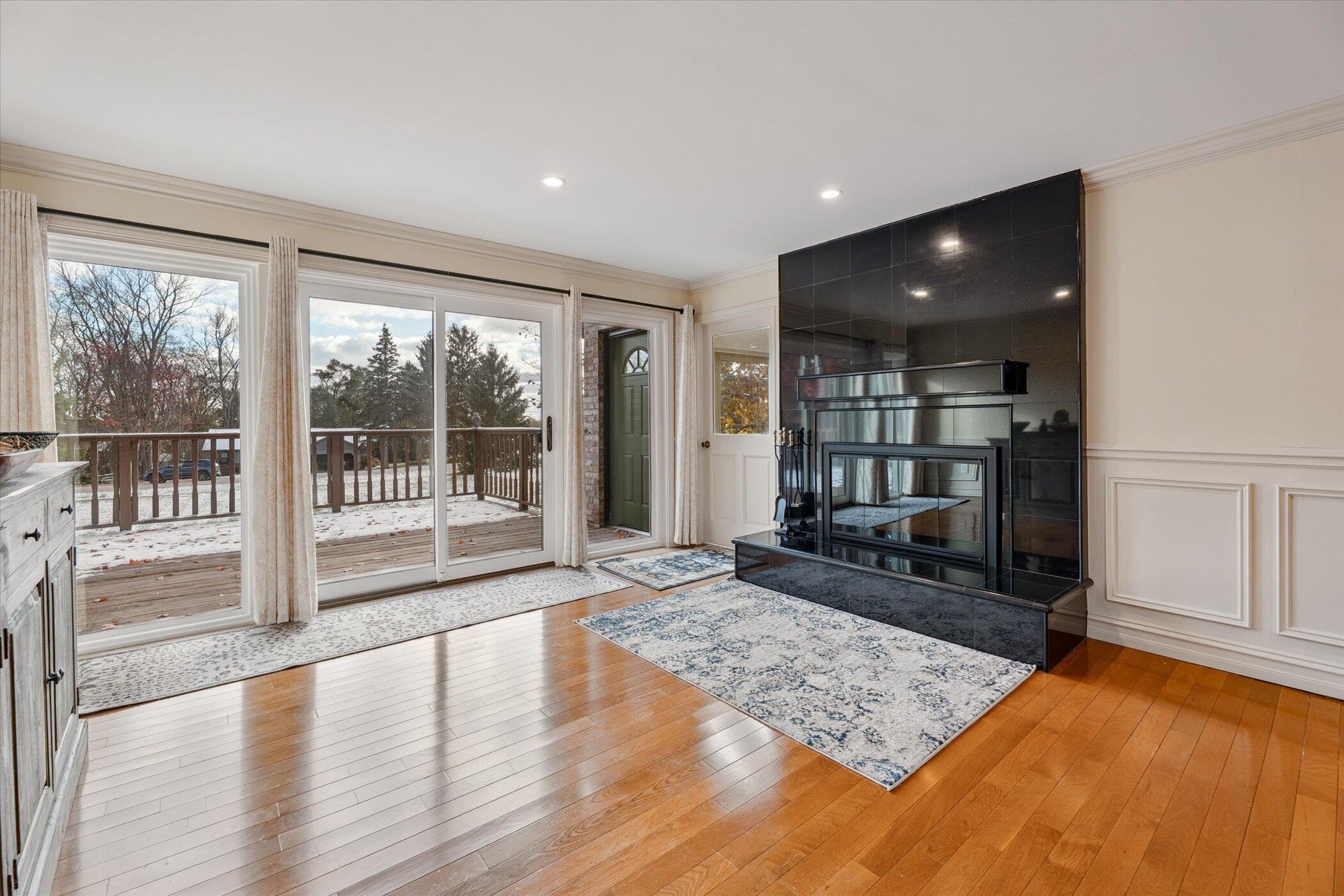 Brighton, Michigan 48114, United States, 4 Bedrooms Bedrooms, ,5 BathroomsBathrooms,Residential,Active,243677