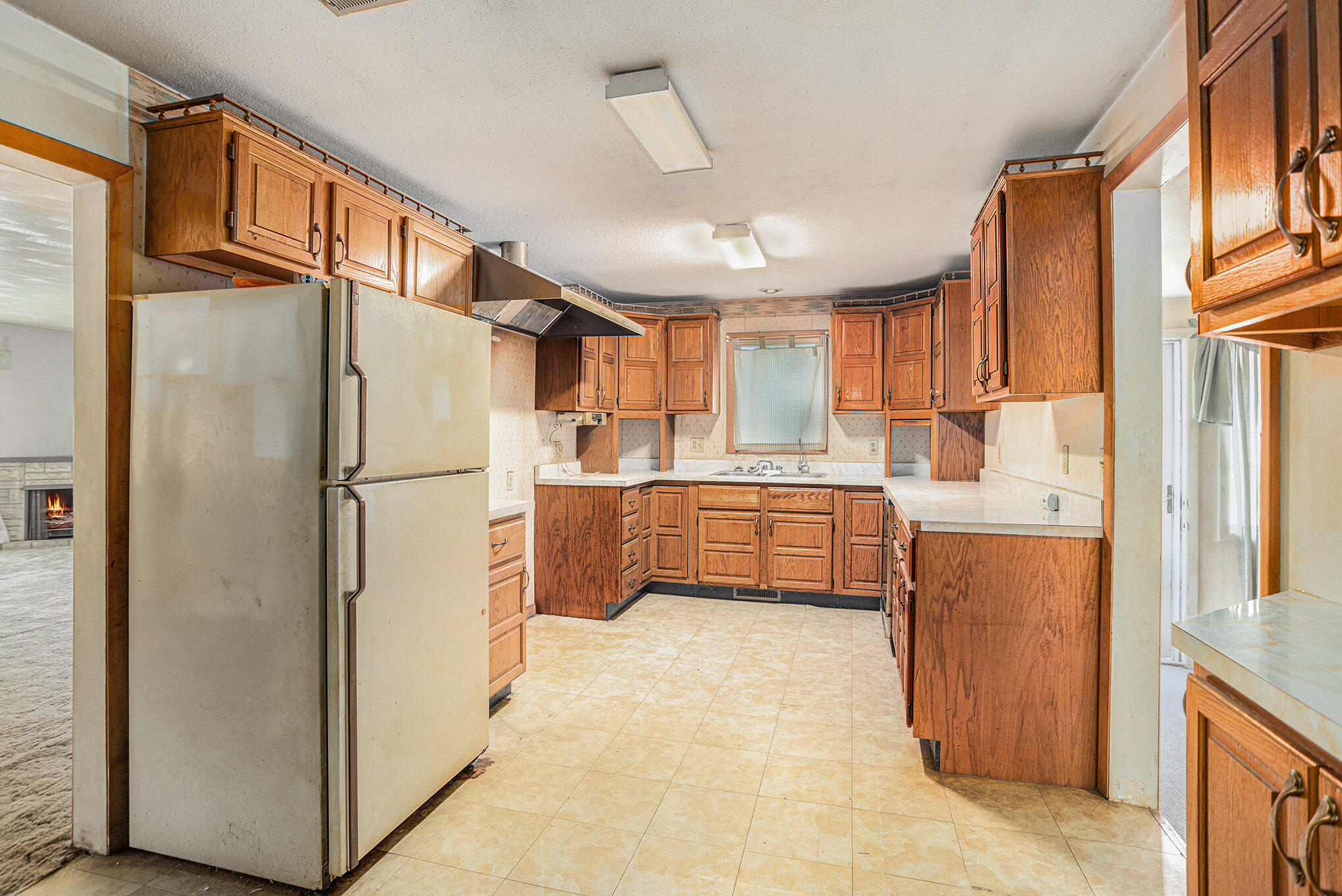 Battle Creek, Michigan 49014, United States, 2 Bedrooms Bedrooms, ,2 BathroomsBathrooms,Residential,Pending,44254