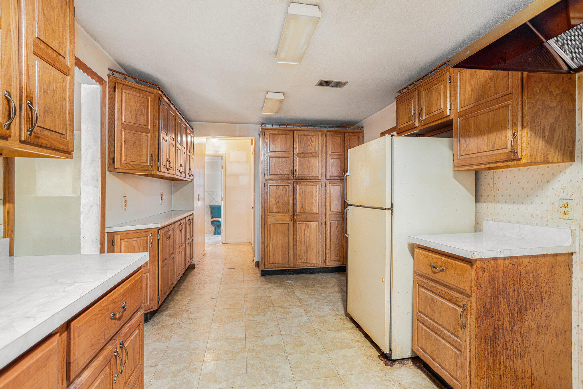 Battle Creek, Michigan 49014, United States, 2 Bedrooms Bedrooms, ,2 BathroomsBathrooms,Residential,Pending,44254