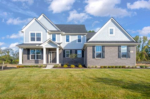 3490 Mare Circle Commerce Twp MI 48382